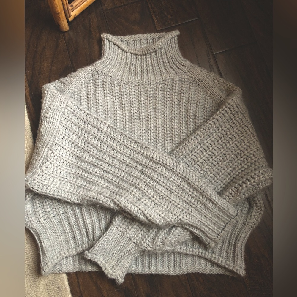 H&M chunky knit sweater